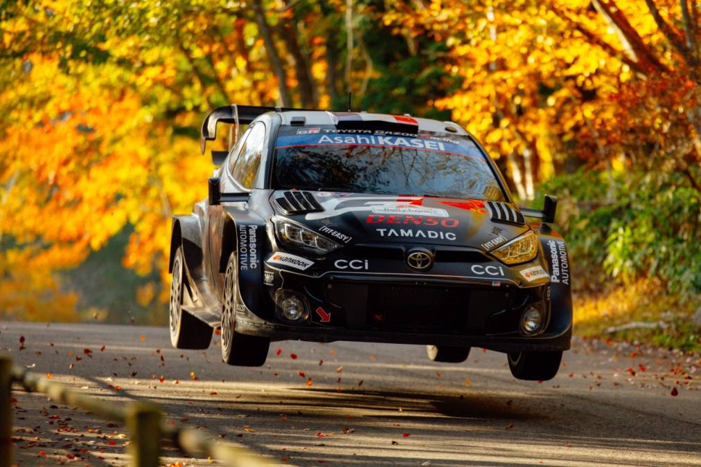 TOYOTA GAZOO Racing dominuje w Rajdzie Japonii 2025! Ogier, Evans i Pajari na podium