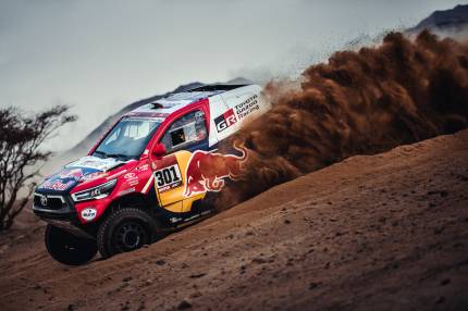 TOYOTA GAZOO Racing gotowa do startu w rajdzie Dakar 2021