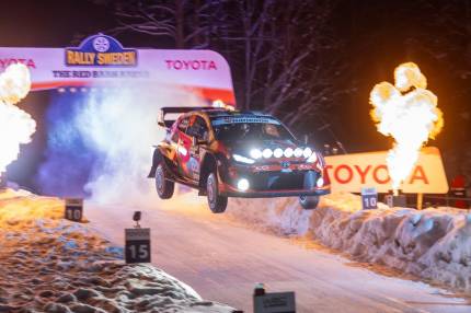 Toyota deklasuje rywali w Rajdzie Szwecji 2026 – Elfyn Evans wygrywa, 1-2-3-4 dla zespołu TGR-WRT